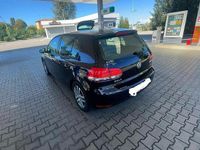 Usata VW Golf VI 105 CV (77 kW) 2008 Nero Utilitaria
