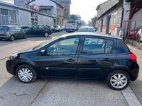 Usata Renault Clio IV Dynamique 75 CV (55 kW) 2012 Nero Berlina