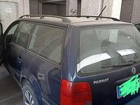 Usata VW Passat 75 CV (55 kW) 1999 Blu Berlina