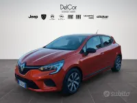 Usata Renault Clio V Equilibre 66 CV (48 kW) 2023 Arancione Berlina