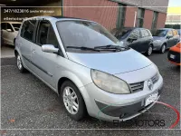 Usata Renault Scénic 119 CV (87 kW) 2005 Argento Monovolume