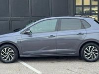 Usata VW Polo Life 80 CV (58 kW) 2023 Grigio Utilitaria