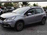 Usata Peugeot 2008 Access 82 CV (60 kW) 2017 Grigio SUV