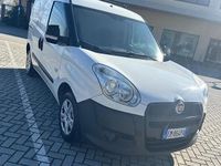 Usata Fiat Doblò 90 CV (66 kW) 2012 Bianco Monovolume
