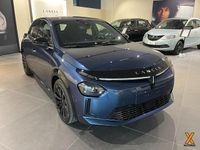 Nuova Lancia Ypsilon 101 CV (74 kW) 2025 Rosso Utilitaria