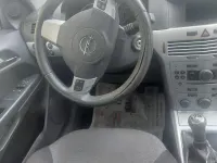 Usata Opel Astra 110 CV (80 kW) 2010 Berlina