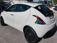 Usata Lancia Ypsilon Silver 69 CV (50 kW) 2023 Bianco Utilitaria