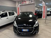 Usata Peugeot 208 Allure 82 CV (60 kW) 2017 Grigio Utilitaria