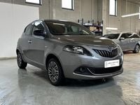 Usata Lancia Ypsilon Silver 69 CV (50 kW) 2023 Grigio Utilitaria