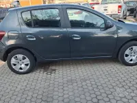 Usata Dacia Sandero Comfort 73 CV (53 kW) 2019 Marrone Berlina