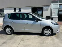 Usata Renault Scénic III LIMITED 110 CV (80 kW) 2016 Argento Monovolume