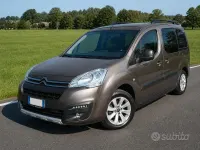 Begagnad Citroën Berlingo XTR 120 HK (88 kW) 2018 Grå Minibuss