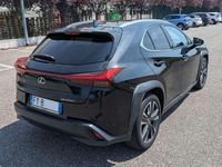 Usata Lexus UX 250h Luxury Line 184 CV (135 kW) 2019 Nero SUV