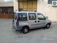 usata Fiat Doblò 1.9 jtd autocarro 5 Posti