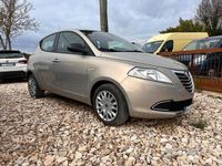 Usata Lancia Ypsilon Silver 69 CV (50 kW) 2011 Grigio Utilitaria