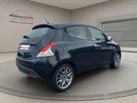 Usata Lancia Ypsilon S 85 CV (62 kW) 2012 Blu met Utilitaria