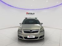 Usata Opel Zafira Cosmo 140 CV (102 kW) 2006 Beige Monovolume