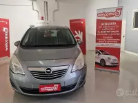 Usata Opel Meriva 95 CV (69 kW) 2012 Grigio Monovolume