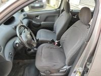 Usata Toyota Yaris Verso Sol 2003 Grigio Monovolume