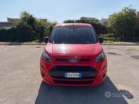 Usata Ford Transit Connect Trend 115 CV (84 kW) 2016 Rosso Monovolume