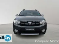 Usata Dacia Sandero Stepway 90 CV (66 kW) 2017 Grigio Berlina