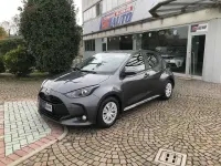 Usata Toyota Yaris Active 92 CV (67 kW) 2022 Grigio Utilitaria