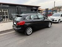 Usata BMW 218 Luxury Line 150 CV (110 kW) 2015 Nero Station wagon