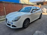 Usata Alfa Romeo Giulietta Veloce 120 CV (88 kW) 2010 Bianco Utilitaria