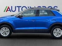 Usata VW T-Roc Life 150 CV (110 kW) 2023 Blu SUV