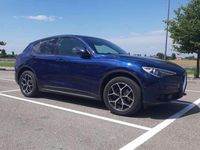 Usata Alfa Romeo Stelvio Executive 209 CV (153 kW) 2017 Blu/azzurro SUV