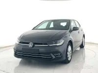Usata VW Polo Style 95 CV (69 kW) 2023 Grigio Utilitaria