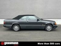 Usata Mercedes E320 220 CV (161 kW) 1993 Nero Cabrio