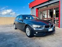 Usata BMW 318 Advantage 150 CV (110 kW) 2016 Mineralgrau metallizzato (b39) Station wagon