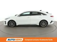 Usado Kia ProCeed GT-Line 136 CV (100 kW) 2019 Blanco Familiar