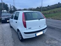 Usata Fiat Punto 60 CV (44 kW) 2001 Bianco Utilitaria