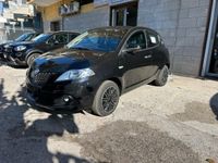 Usata Lancia Ypsilon Gold 69 CV (50 kW) 2024 Nero metallizzato Utilitaria