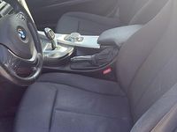 Usata BMW 318 150 CV (110 kW) 2017 Bianco Station wagon