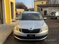 Usata Skoda Octavia Executive 116 CV (85 kW) 2018 Grigio Station wagon