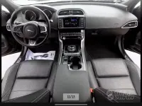 Usata Jaguar XE R-Sport 179 CV (131 kW) 2018 Nero Berlina
