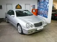 Begagnad Mercedes E200 163 HK (119 kW) 2001 Silver Sedan