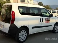 Usata Fiat Doblò 105 CV (77 kW) 2016 Bianco Monovolume