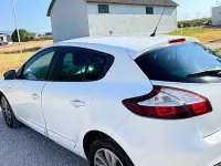 Usata Renault Mégane III LIMITED 110 CV (80 kW) 2015 Bianco Berlina