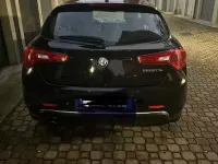 Usata Alfa Romeo Giulietta 120 CV (88 kW) 2019 Nero Utilitaria