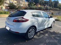 Usata Renault Mégane LIMITED 95 CV (69 kW) 2015 Bianco Berlina