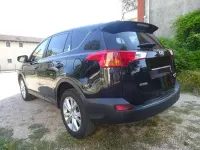Usata Toyota RAV4 Lounge 150 CV (110 kW) 2013 Nero SUV
