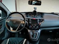 Usata Lancia Ypsilon Platinum 69 CV (50 kW) 2017 Nero Utilitaria
