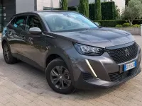 Usata Peugeot 2008 Allure 102 CV (75 kW) 2021 SUV