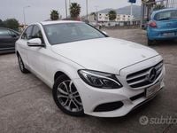 Usata Mercedes C220 170 CV (125 kW) 2016 Bianco polare Berlina