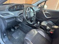 Usata Peugeot 2008 Allure 99 CV (72 kW) 2017 Grigio SUV