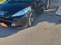 Usata Peugeot 207 CC 110 CV (80 kW) 2007 Nero Cabrio